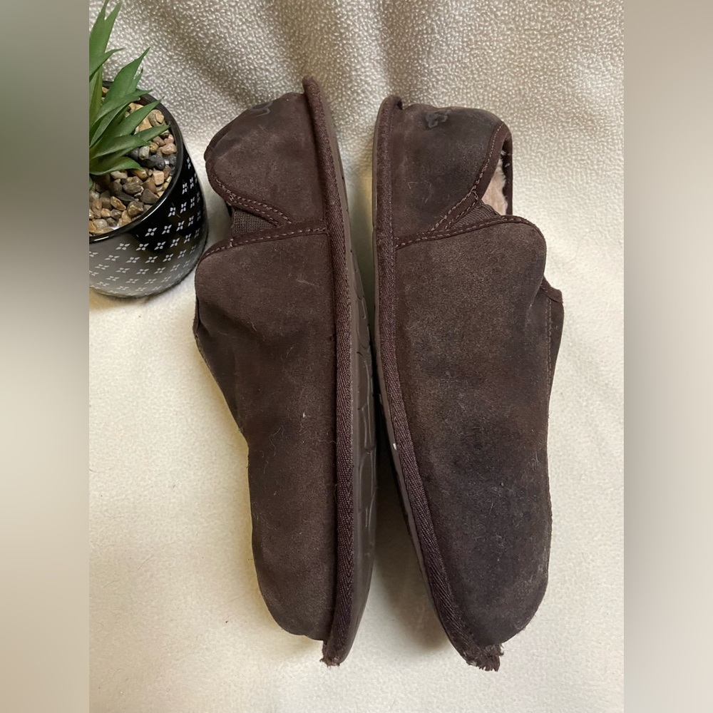 Mens UGG slippers - Picture 3 of 9
